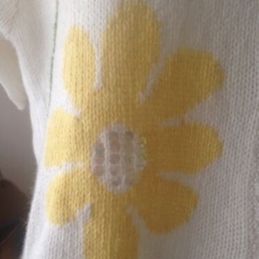 Quacker Factory * S/S Button White Sweater Yellow… - image 2